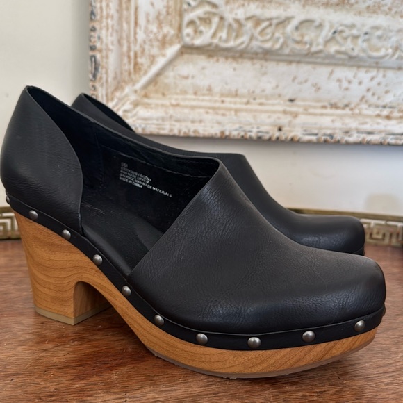 Korks Shoes - Arielle Wood Sole d'Orsay Pump